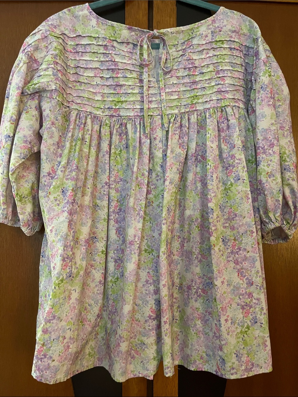 Easel Lavender-Pink-Green Floral Puff-Sleeve Top w/Applique Flowers & Pintucks - Picture 7 of 9